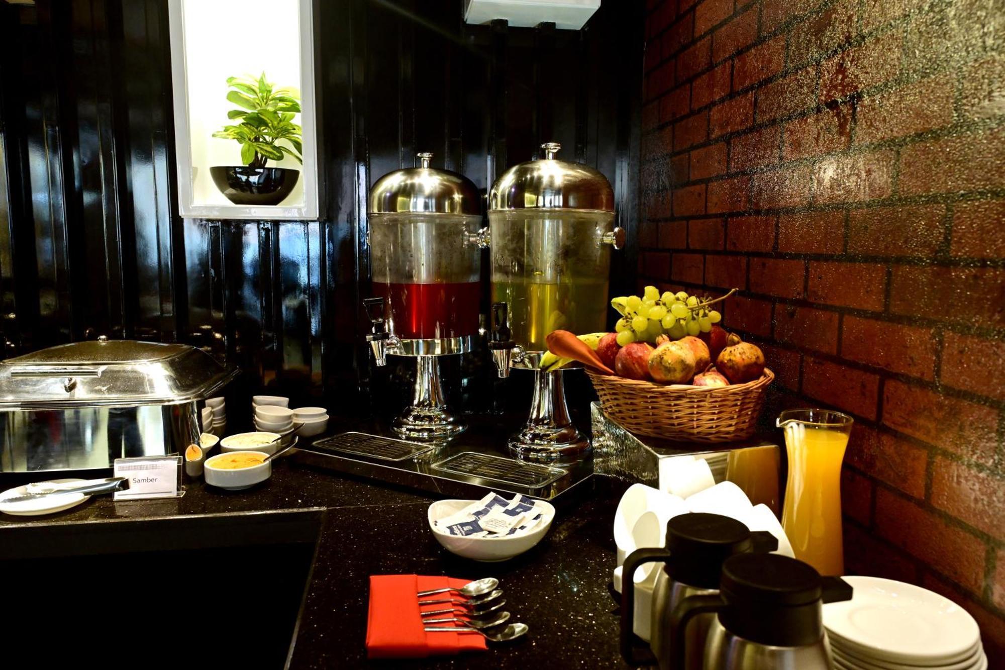 Hotel Trax International Jamshedpur Dış mekan fotoğraf