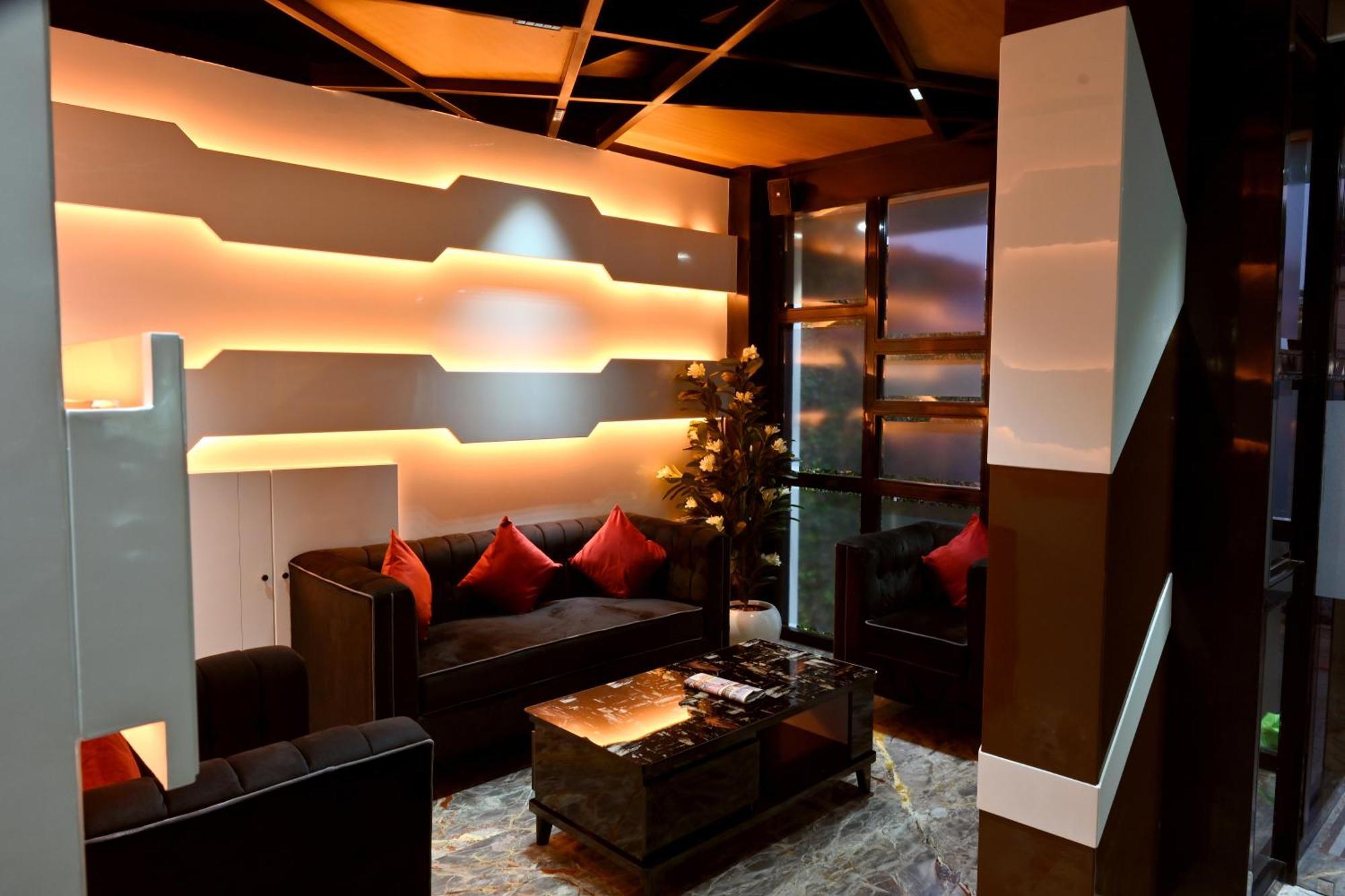 Hotel Trax International Jamshedpur Dış mekan fotoğraf