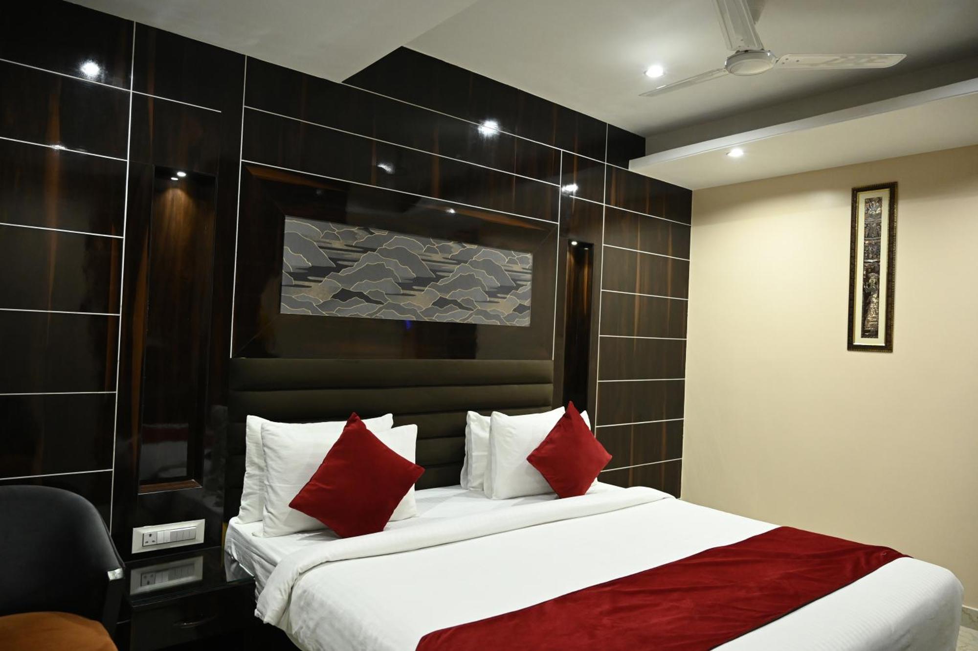 Hotel Trax International Jamshedpur Dış mekan fotoğraf